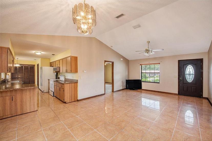 Picture of 34796 Hibiscus Street, Dade City FL 33525