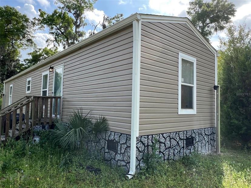 Picture of 440 NW 255 Street, Newberry FL 32669