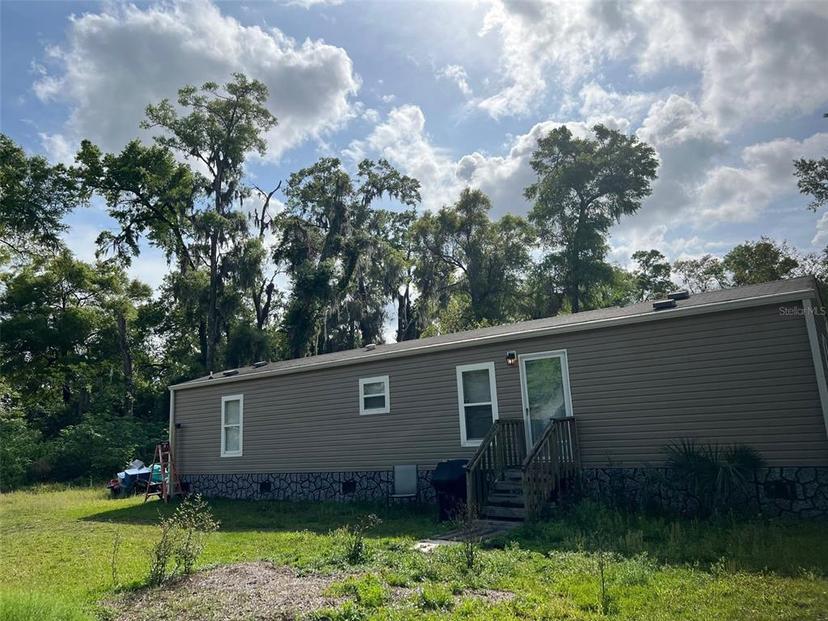 Picture of 440 NW 255 Street, Newberry FL 32669