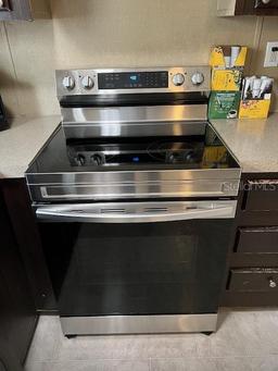 Picture of 440 NW 255 Street, Newberry, FL 32669