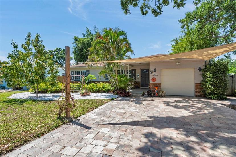 Picture of 1829 59Th Street S, Gulfport FL 33707