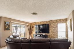 Picture of 1409 Wood Violet Drive, Orlando, FL 32824