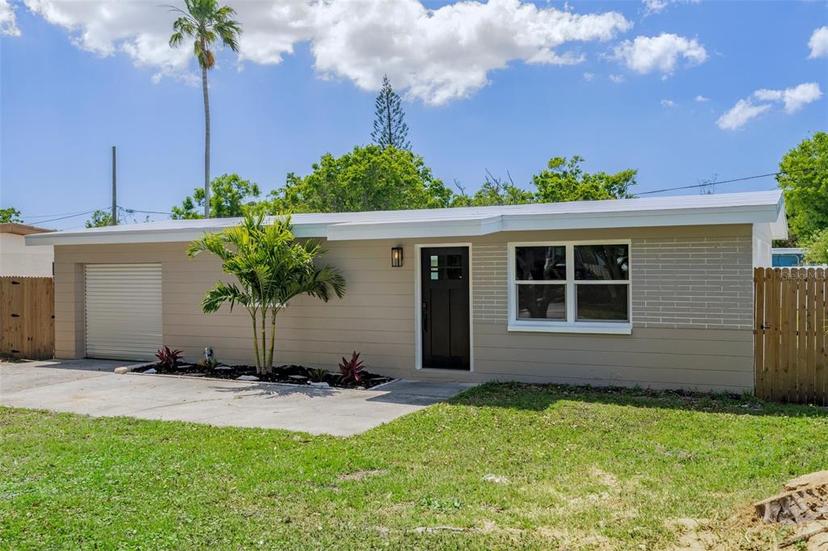 Picture of 8954 67Th Street N, Pinellas Park FL 33782