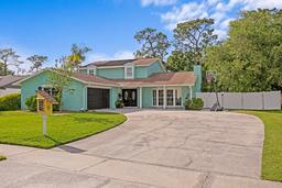 Picture of 16222 W Course Drive, Tampa, FL 33624