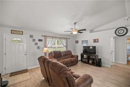 Picture of 122 S Rooks Avenue, Inverness, FL 34453