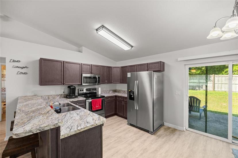 Picture of 122 S Rooks Avenue, Inverness FL 34453
