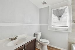 Picture of 2119 W Chestnut Street, Tampa, FL 33607