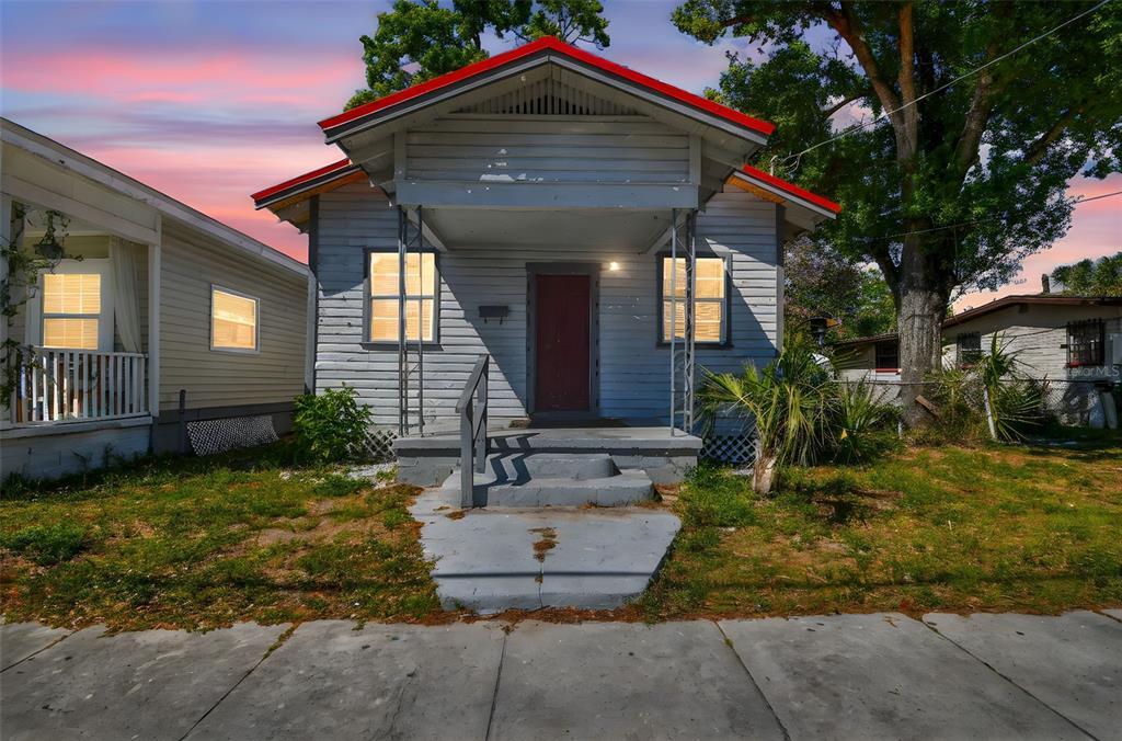 Picture of 2119 W Chestnut Street, Tampa, FL 33607