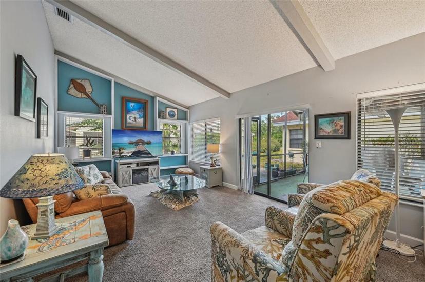 Picture of 4203 Carriage Drive Unit 27, Sarasota FL 34241