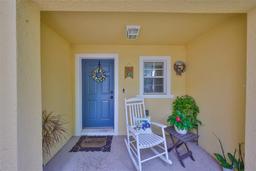 Picture of 10933 Kensington Park Avenue, Riverview, FL 33578