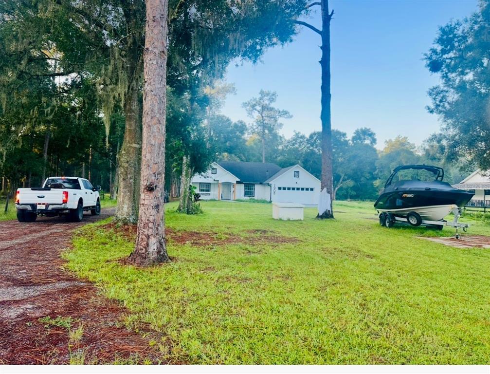 Picture of 1908 W Socrum Loop Road, Lakeland, FL 33810