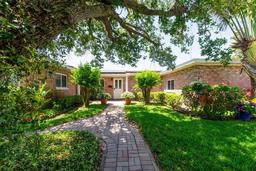 Picture of 6592 19Th Way N, St Petersburg, FL 33702