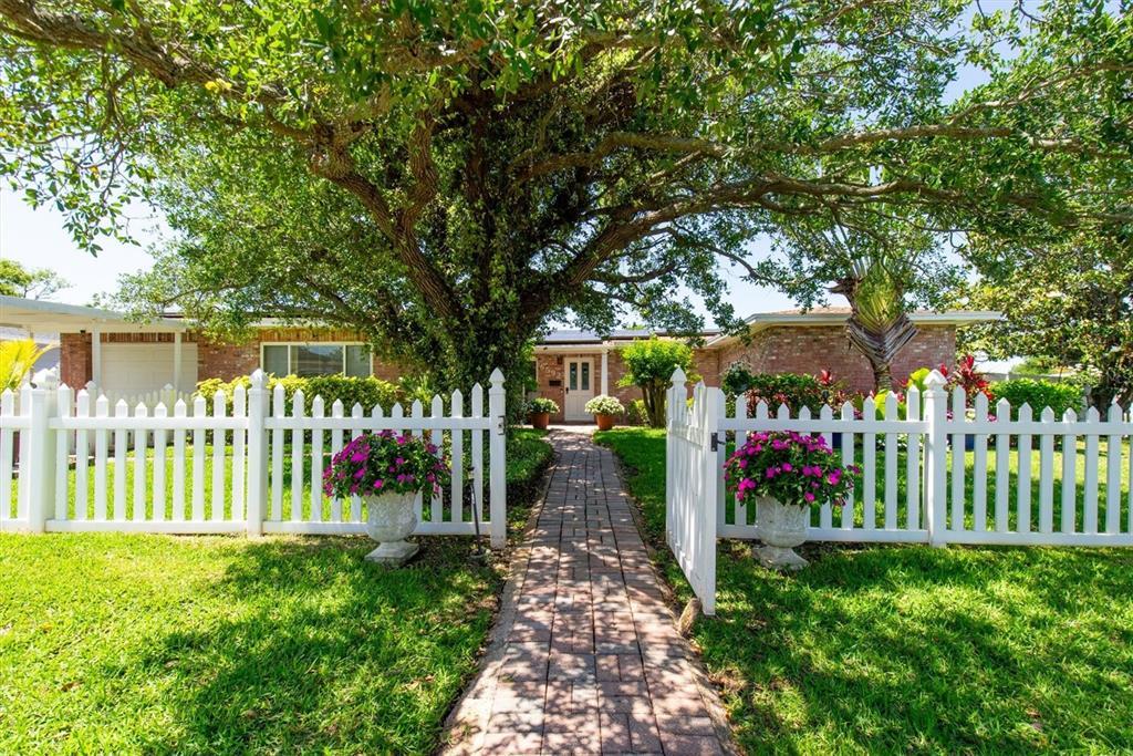 Picture of 6592 19Th Way N, St Petersburg, FL 33702