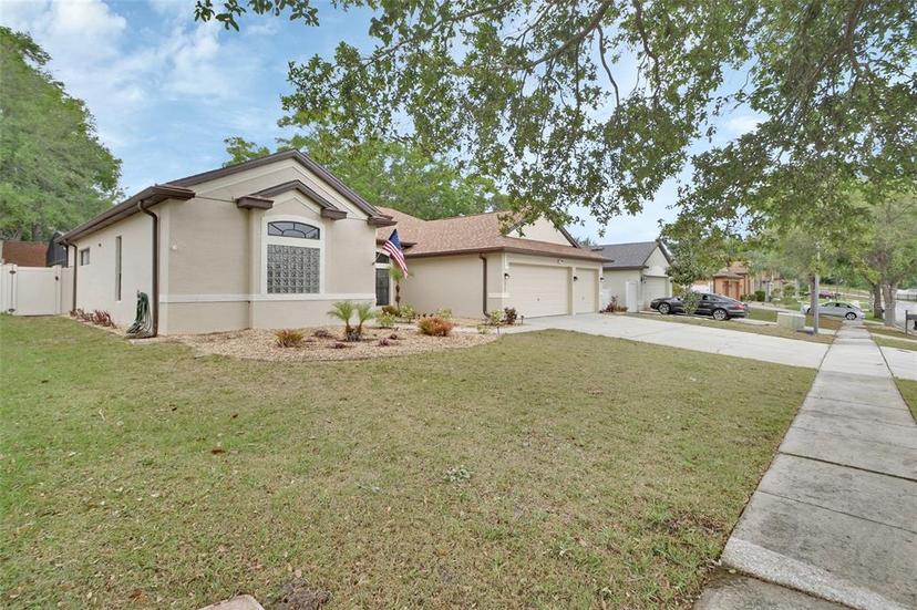 Picture of 1933 Oak Estates Drive, Orange City FL 32763