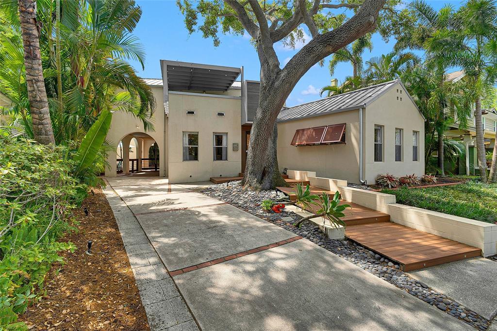 Picture of 326 16Th Avenue Ne, St Petersburg, FL 33704