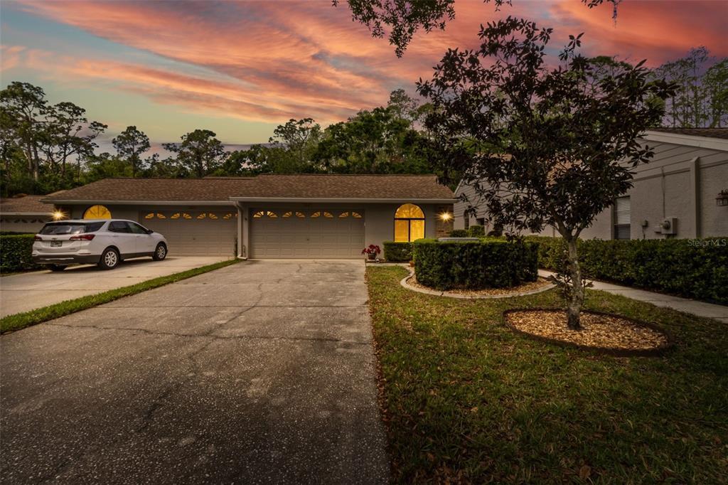 Picture of 4018 Salem Square Parkway, Palm Harbor, FL 34685