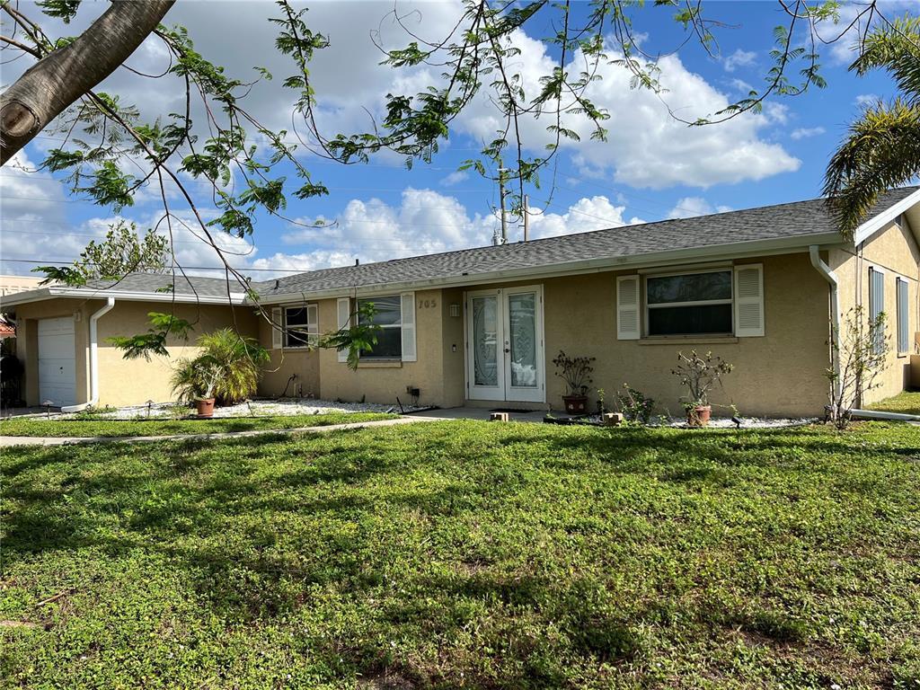 Picture of 705 Crestview Circle Nw, Port Charlotte, FL 33948