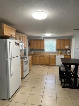 Picture of 705 Crestview Circle Nw, Port Charlotte, FL 33948