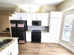 Picture of 101 Dovetail Ct, Apopka, FL 32703