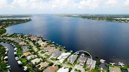 Picture of 684 Regatta Way, Bradenton, FL 34208