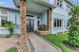 Picture of 4153 Camino Real, Sarasota, FL 34231