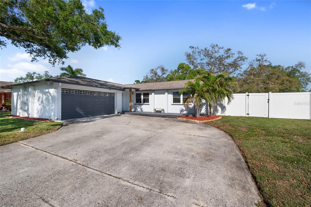 Picture of 10601 119Th Street N, Largo, FL 33778