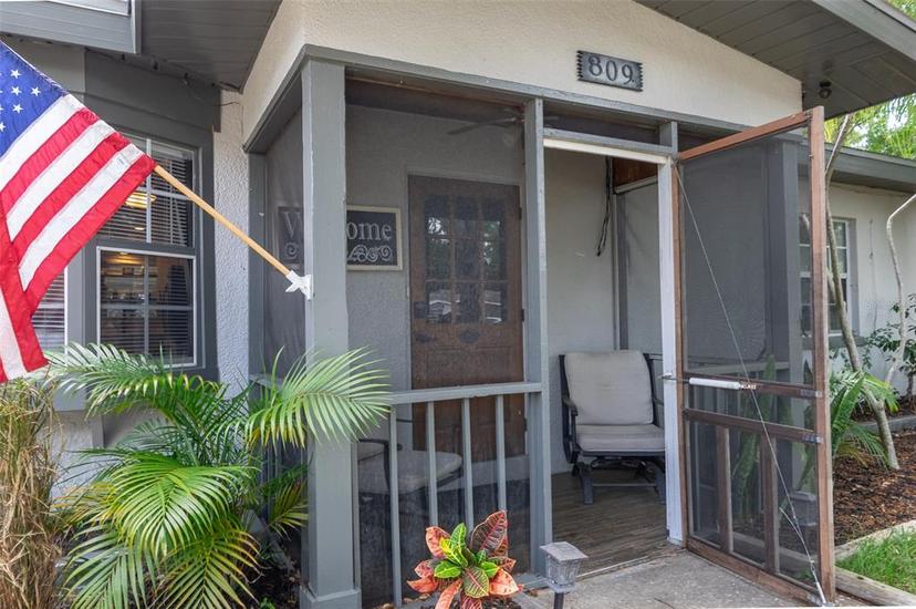 Picture of 809 S Palm Drive, Largo FL 33770