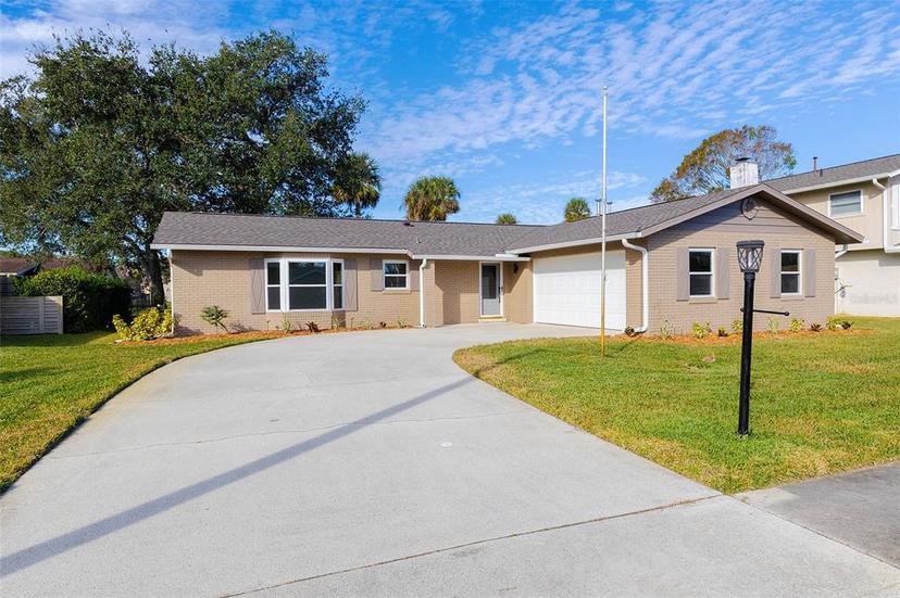 Picture of 240 Wellington Drive, Daytona Beach FL 32119