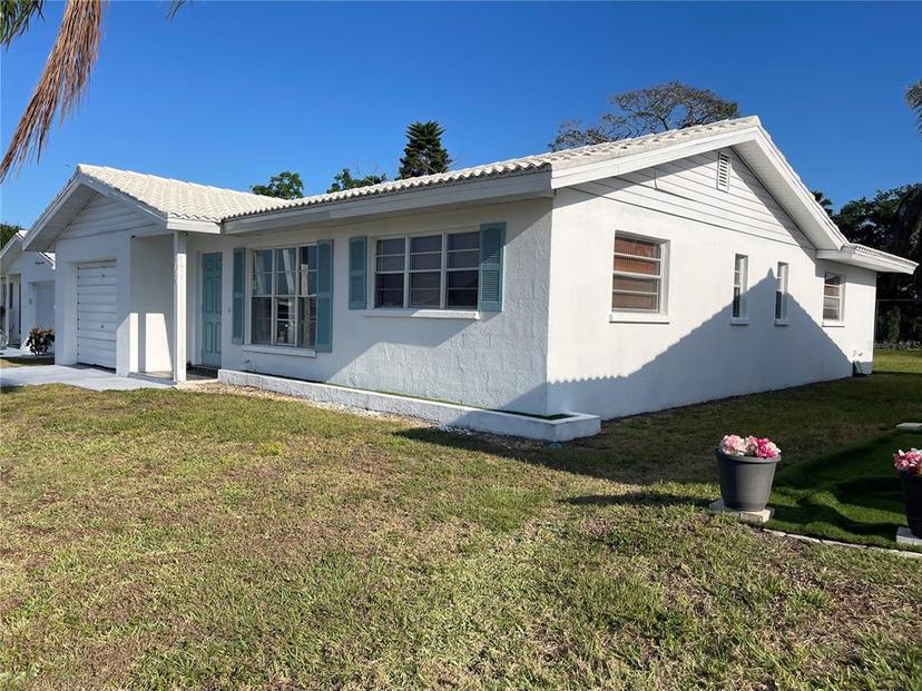 Picture of 3705 Chinaberry Road, Bradenton FL 34208