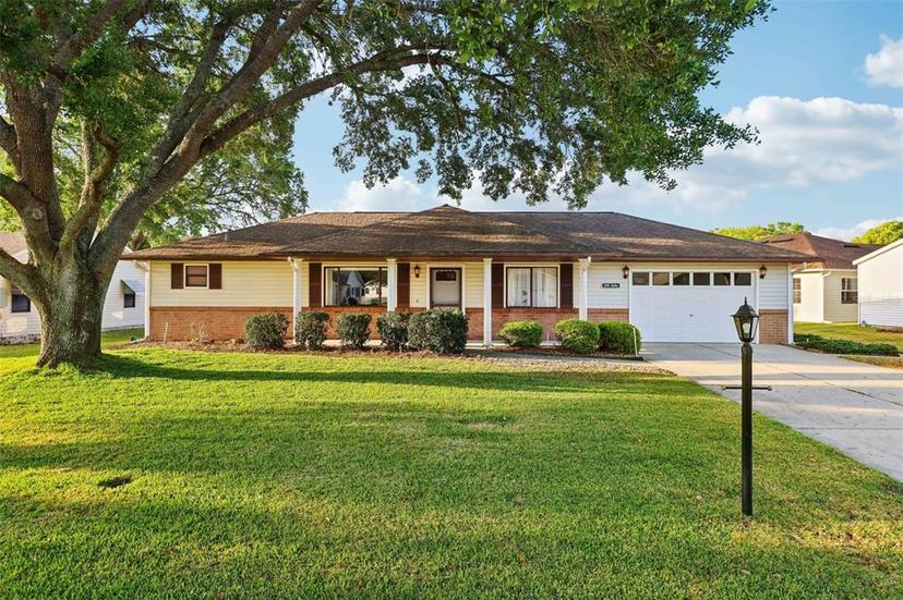 Picture of 2301 Bonnie View Court, Leesburg FL 34788
