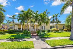 Picture of 556 21St Avenue Ne, St Petersburg, FL 33704