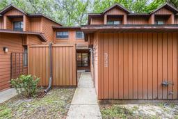 Picture of 5733 SW 10Th Place, Gainesville, FL 32607