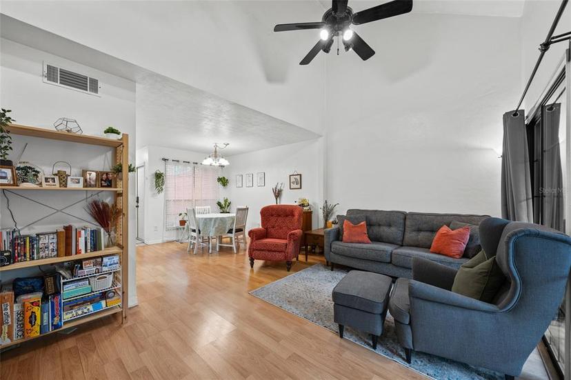 Picture of 5733 SW 10Th Place, Gainesville FL 32607