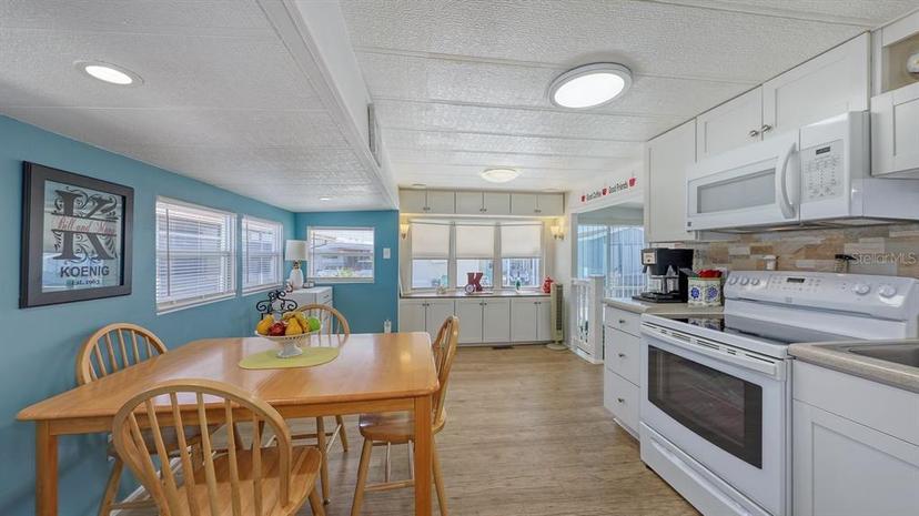 Picture of 1475 Flamingo Drive Unit 70, Englewood FL 34224