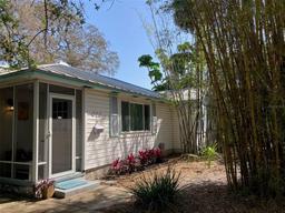 Picture of 622 Wood Street, Dunedin, FL 34698