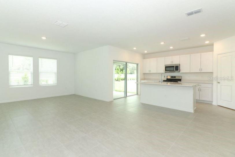 Picture of 2407 Slippery Rock Street, Auburndale FL 33823