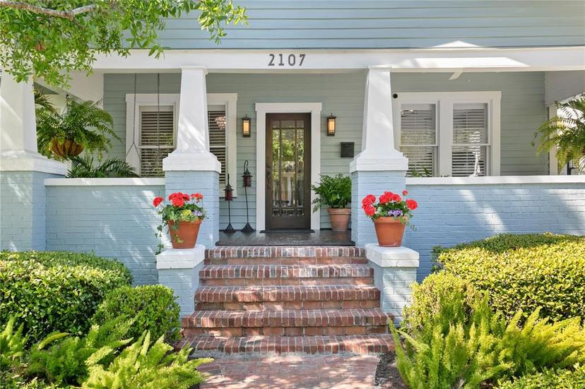Picture of 2107 W Watrous Avenue, Tampa FL 33606