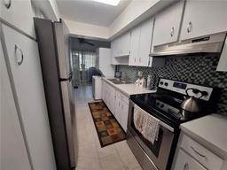 Picture of 605 Brandy Wine Drive Unit 605, Largo, FL 33771