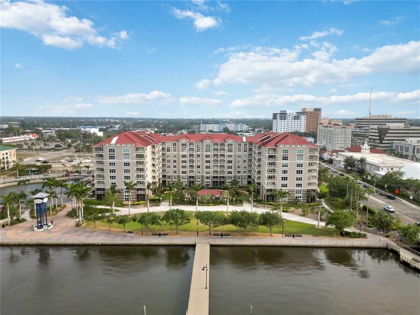Picture of 808 3Rd Avenue W Unit 203, Bradenton FL 34205