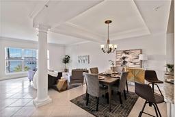 Picture of 808 3Rd Avenue W Unit 203, Bradenton, FL 34205