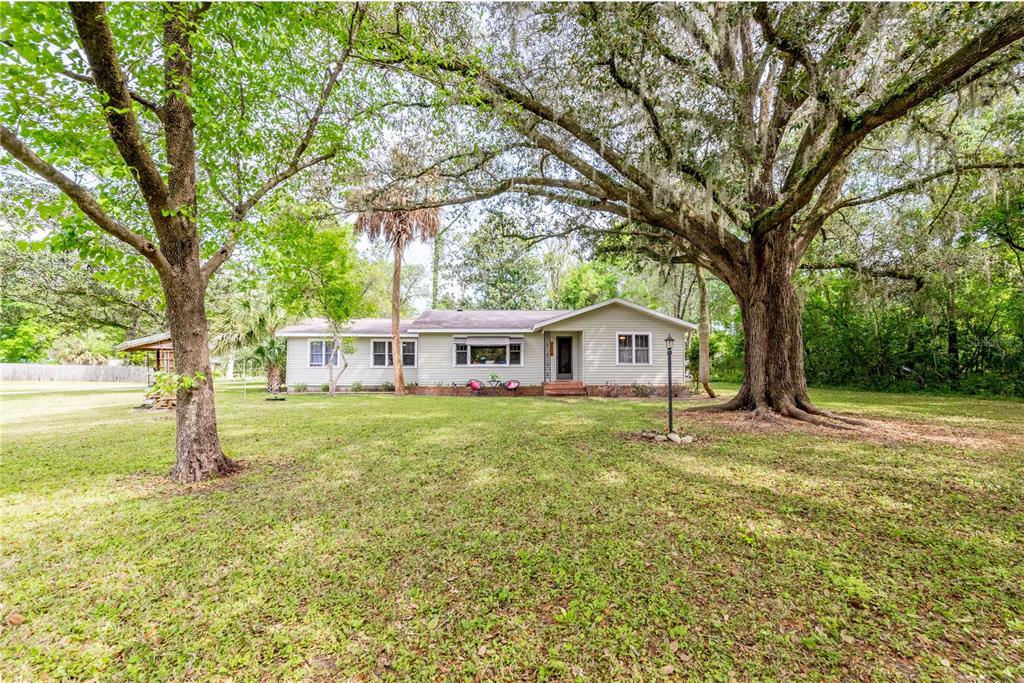 Picture of 18785 NW 240Th Street, High Springs, FL 32643