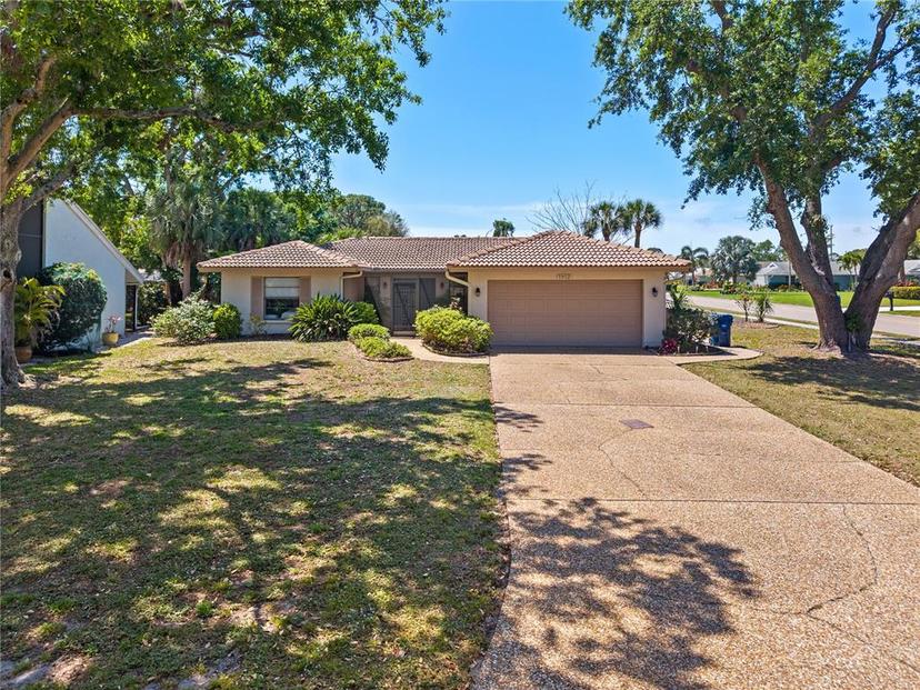 Picture of 1912 Deancroft Road, Sarasota FL 34235