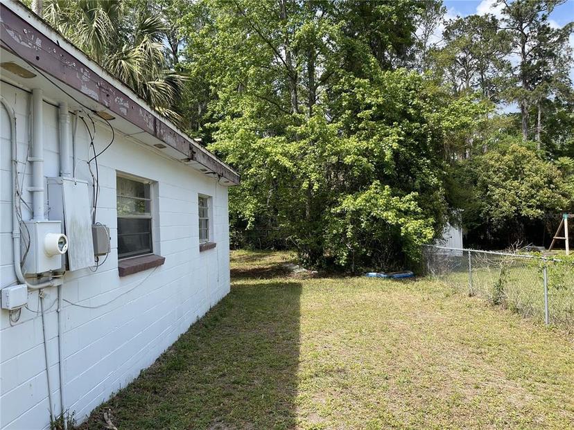 Picture of 220 NW 33Rd Avenue, Gainesville FL 32609