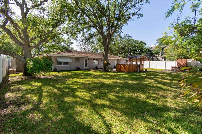 Picture of 6801 5Th Street N, St Petersburg FL 33702
