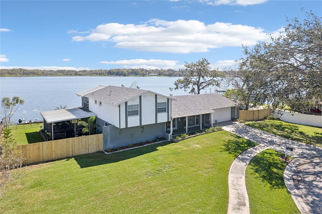 Picture of 1222 Lady Elaine Drive, Valrico, FL 33594