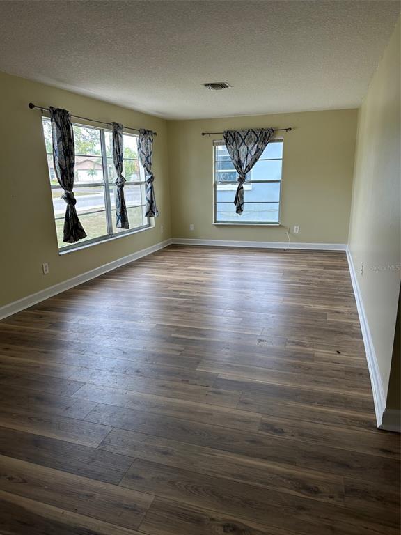 Picture of 1809 Driftwood Circle N, Oldsmar FL 34677