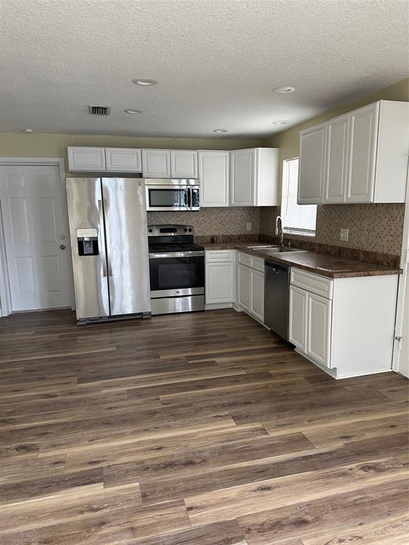 Picture of 1809 Driftwood Circle N, Oldsmar FL 34677