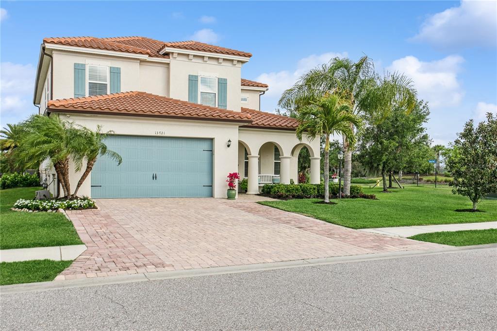 Picture of 13721 Saw Palm Creek Trl, Lakewood Ranch, FL 34211