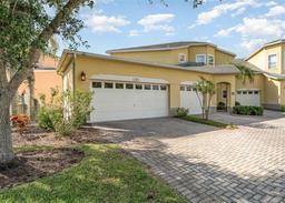 Picture of 3923 Serenade Lane Unit 426, Lakeland, FL 33811