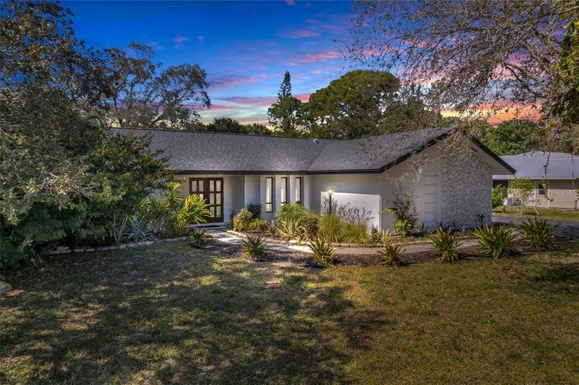 Picture of 155 Old Tamiami Trail, Naples FL 34110